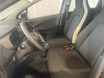 Photo 8 du bon plan RENAULT Zoe Life charge normale R110 Achat Intégral - 20 occasion à 13990 €