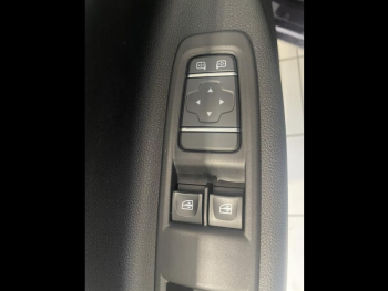 Photo 17 du bon plan RENAULT Zoe Life charge normale R110 Achat Intégral - 20 occasion à 13990 €