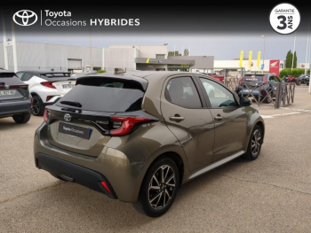 Photo 16 du bon plan TOYOTA Yaris 116h Design 5p MY22 occasion à 20490 €