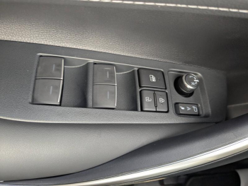Photo 20 du bon plan SUZUKI Swace 1.8 Hybrid 140ch Pack MY24 occasion à 27990 €