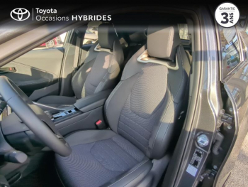 Photo 11 du bon plan TOYOTA C-HR 1.8 140ch Collection occasion à 35190 €