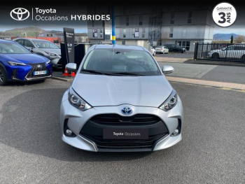 Photo 5 du bon plan TOYOTA Yaris 116h Dynamic Business 5p + Programme Beyond Zero Academy MY22 occasion à 19990 €