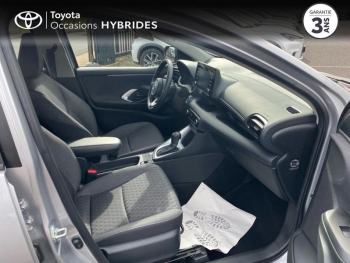 Photo 6 du bon plan TOYOTA Yaris 116h Dynamic Business 5p + Programme Beyond Zero Academy MY22 occasion à 19990 €