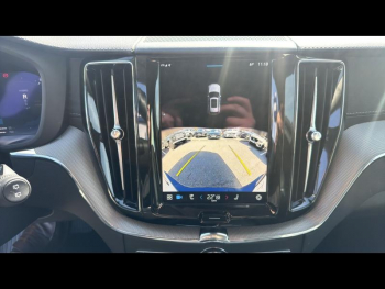 Photo 11 du bon plan VOLVO XC60 T6 Hybride Rechargeable 253 + 145ch Ultra Style Dark Geartronic 8 AWD occasion à 57990 €