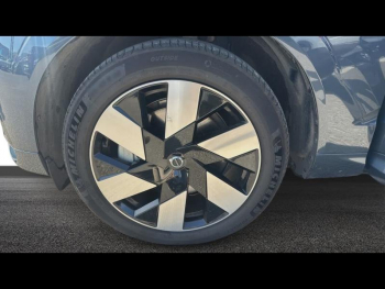 Photo 20 du bon plan VOLVO XC60 T6 Hybride Rechargeable 253 + 145ch Ultra Style Dark Geartronic 8 AWD occasion à 57990 €