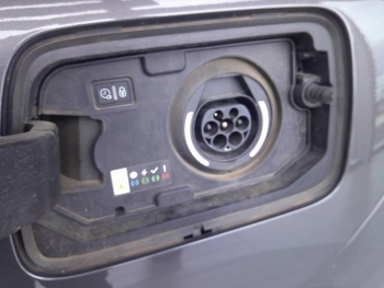 Photo 16 du bon plan CITROEN C5 Aircross Hybrid 225ch Shine Pack e-EAT8 occasion à 25900 €