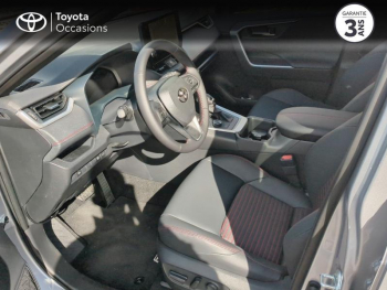 Photo 11 du bon plan TOYOTA RAV4 2.5 Hybride Rechargeable 306ch Design Business AWD-i MY25 occasion à 49690 €