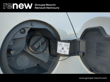 Photo 11 du bon plan RENAULT Clio 1.6 E-Tech 140ch Zen -21 occasion à 16900 €