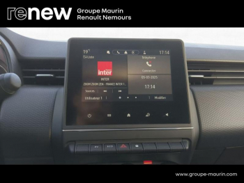 Photo 26 du bon plan RENAULT Clio 1.6 E-Tech 140ch Zen -21 occasion à 16900 €