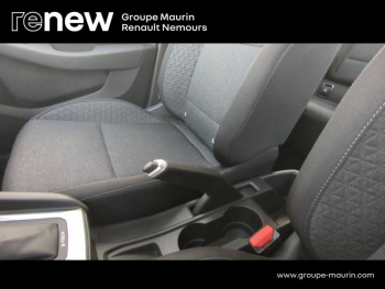 Photo 31 du bon plan RENAULT Clio 1.6 E-Tech 140ch Zen -21 occasion à 16900 €