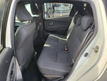 Photo 11 du bon plan TOYOTA Yaris 100h Collection 5p RC18 occasion à 13190 €