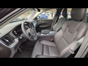 Photo 5 du bon plan VOLVO XC60 T6 AWD 253 + 145ch Plus Style Dark Geartronic occasion à 53990 €