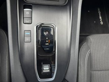 Photo 19 du bon plan NISSAN Qashqai e-POWER 190ch Business Edition 2022 occasion à 29890 €
