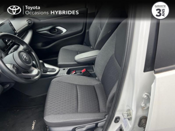 Photo 21 du bon plan TOYOTA Yaris 116h Design 5p MY22 occasion à 20490 €
