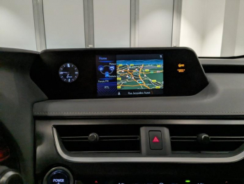 Photo 5 du bon plan LEXUS UX 250h 2WD Luxe Plus MY22 occasion à 28480 €