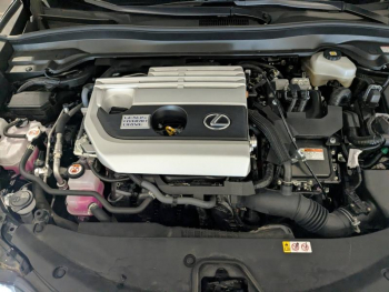 Photo 16 du bon plan LEXUS UX 250h 2WD Luxe Plus MY22 occasion à 28480 €