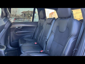 Photo 6 du bon plan VOLVO XC90 T8 AWD 303 + 87ch R-Design Geartronic occasion à 45990 €