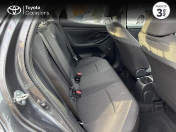Photo 16 du bon plan TOYOTA Yaris 116h Dynamic 5p MY22 occasion à 21950 €