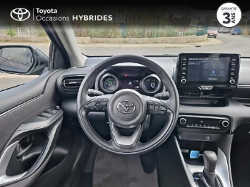 Photo 9 du bon plan TOYOTA Yaris 116h Design 5p MY22 occasion à 20980 €