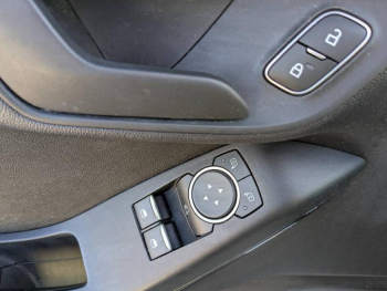 Photo 12 du bon plan FORD Fiesta 1.0 EcoBoost 125ch Connect Business DCT-7 5p occasion à 13953 €
