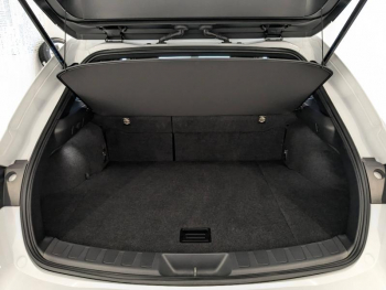 Photo 10 du bon plan LEXUS UX 250h F SPORT Design 2WD occasion à 30900 €