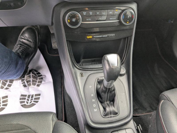 Photo 19 du bon plan FORD Puma 1.0 EcoBoost 125ch S&S mHEV ST-Line X Powershift occasion à 21840 €