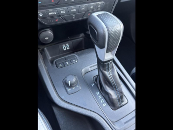 Photo 14 du bon plan FORD Ranger VUL 2.0 TDCi 213ch Double Cabine Raptor BVA10 Transfo 4 places occasion à 49700 €