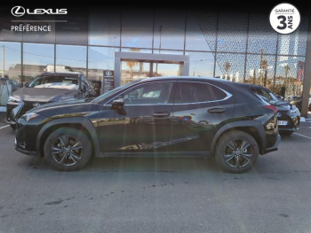 Photo 3 du bon plan LEXUS UX 250h Luxe 2WD occasion à 29980 €