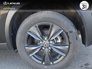 Photo 16 du bon plan LEXUS UX 250h Luxe 2WD occasion à 29980 €