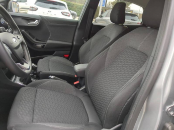 Photo 13 du bon plan FORD Puma 1.0 Flexifuel 125ch S&S mHEV Titanium occasion à 18990 €