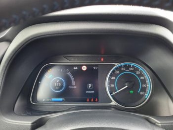 Photo 22 du bon plan NISSAN Leaf 150ch 40kWh N-Connecta 22 occasion à 15790 €