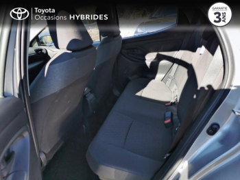 Photo 5 du bon plan TOYOTA Yaris 116h Dynamic Business 5p + Programme Beyond Zero Academy MY22 occasion à 19690 €