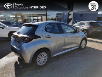 Photo 10 du bon plan TOYOTA Yaris 116h Dynamic Business 5p + Programme Beyond Zero Academy MY22 occasion à 19690 €