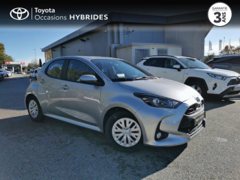 Photo 11 du bon plan TOYOTA Yaris 116h Dynamic Business 5p + Programme Beyond Zero Academy MY22 occasion à 19690 €
