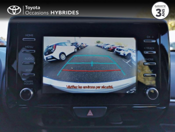 Photo 17 du bon plan TOYOTA Yaris 116h Dynamic Business 5p + Programme Beyond Zero Academy MY22 occasion à 19690 €
