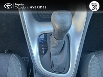 Photo 10 du bon plan TOYOTA Yaris 116h Dynamic Business 5p + Programme Beyond Zero Academy MY22 occasion à 19690 €