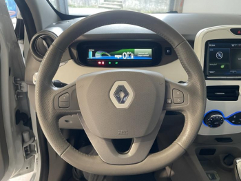 Photo 20 du bon plan RENAULT Zoe Zen charge normale R90 MY19 occasion à 9980 €