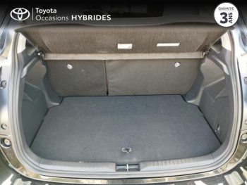 Photo 13 du bon plan TOYOTA Yaris 116h Design 5p MY22 occasion à 20490 €
