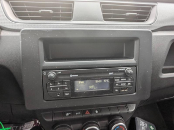 Photo 16 du bon plan RENAULT Express Van 1.5 Blue dCi 95ch Confort occasion à 15480 €