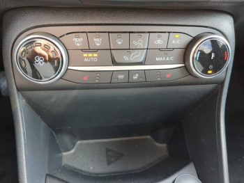 Photo 7 du bon plan FORD Fiesta 1.0 EcoBoost Hybrid 125ch Titanium Business 5p occasion à 15600 €