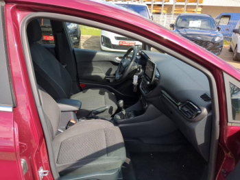 Photo 15 du bon plan FORD Fiesta 1.0 EcoBoost Hybrid 125ch Titanium Business 5p occasion à 15600 €