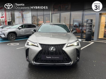 Photo 5 du bon plan LEXUS UX 250h 2WD F SPORT Design occasion à 31990 €