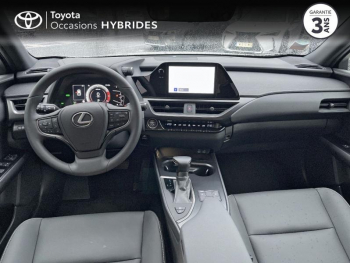 Photo 8 du bon plan LEXUS UX 250h 2WD F SPORT Design occasion à 31990 €