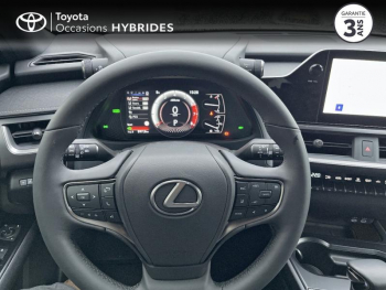 Photo 9 du bon plan LEXUS UX 250h 2WD F SPORT Design occasion à 31990 €