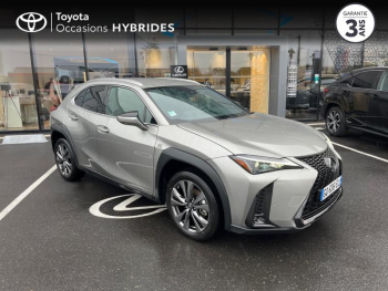 Photo 18 du bon plan LEXUS UX 250h 2WD F SPORT Design occasion à 31990 €