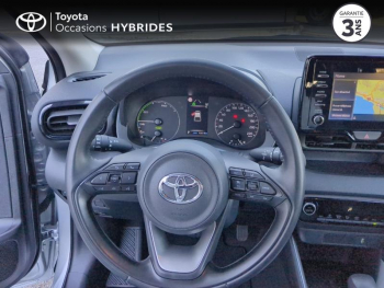 Photo 9 du bon plan TOYOTA Yaris 116h Dynamic Business 5p + Programme Beyond Zero Academy MY22 occasion à 21990 €