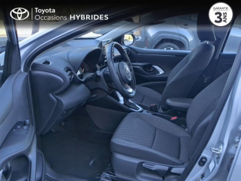Photo 11 du bon plan TOYOTA Yaris 116h Dynamic Business 5p + Programme Beyond Zero Academy MY22 occasion à 21990 €