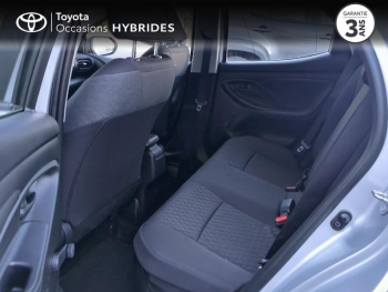 Photo 12 du bon plan TOYOTA Yaris 116h Dynamic Business 5p + Programme Beyond Zero Academy MY22 occasion à 21990 €