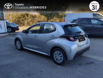 Photo 18 du bon plan TOYOTA Yaris 116h Dynamic Business 5p + Programme Beyond Zero Academy MY22 occasion à 21990 €