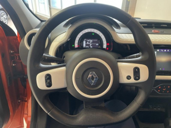 Photo 11 du bon plan RENAULT Twingo E-Tech Electric Zen R80 Achat Intégral - 21MY occasion à 11990 €